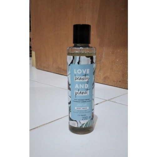 body wash love beauty and planet 200ml [sabun mandi ]