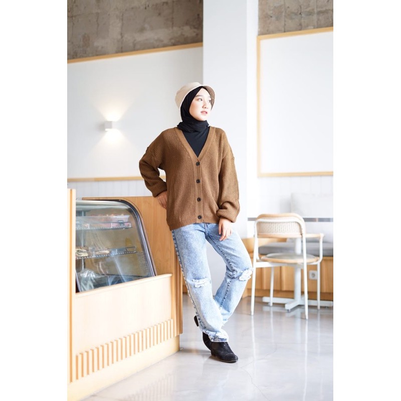 Wolly Crop // Cardigan Rajut Crop || By @stripetee_mrln-Bronze
