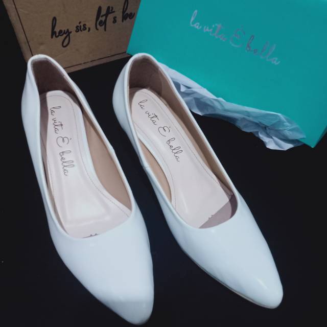HEELS PUTIH SIZE 42 NEW - authentic LA VITA E BELLA