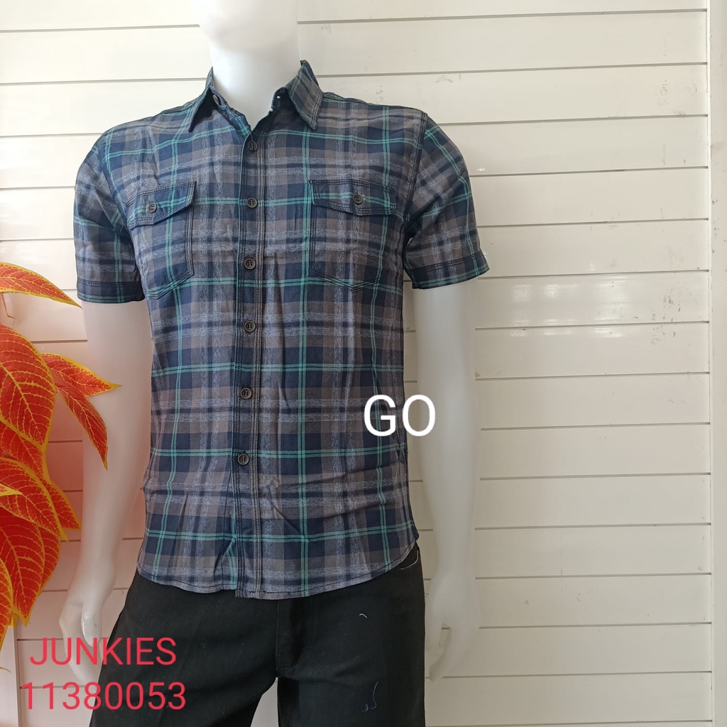 gof MAXMILLIAN KEMEJA PRIA JUNKIES Kemeja casual kemeja lengan pendek