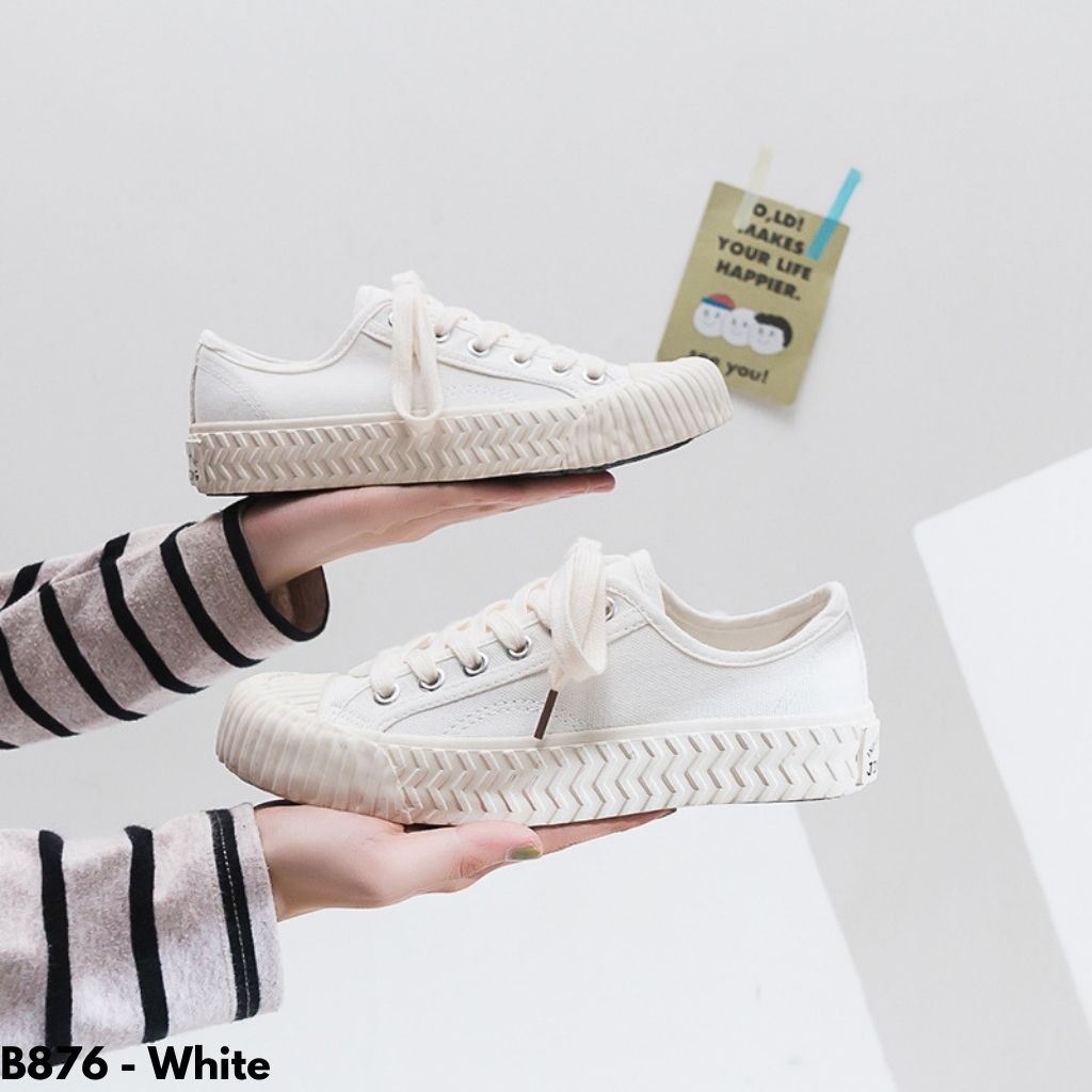 SEPATU SNEAKERS TALI SEPATU SEKOLAH CANTIK NYAMAN DIPAKAI SEKOLAH GAUL OOTD ALA KOREA B876