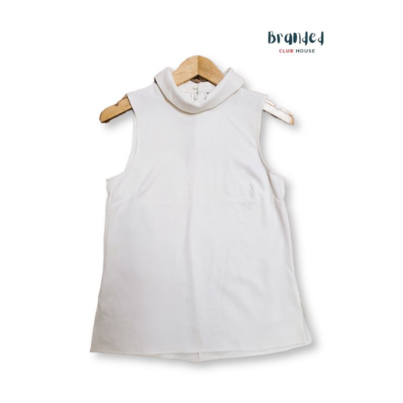 Atasan  Blouse HM H&M Turtle Neck Woven Collar White