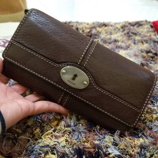 Preloved fossil long wallet maddox espreso