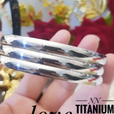 Titanium Gelang Wanita L2752