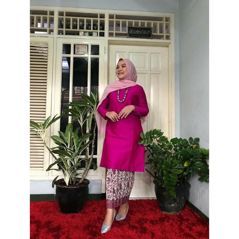SETELAN TUNIK TAFFETA+ROK PLISKET / KEBAYA KURANG POLOS MELAYU