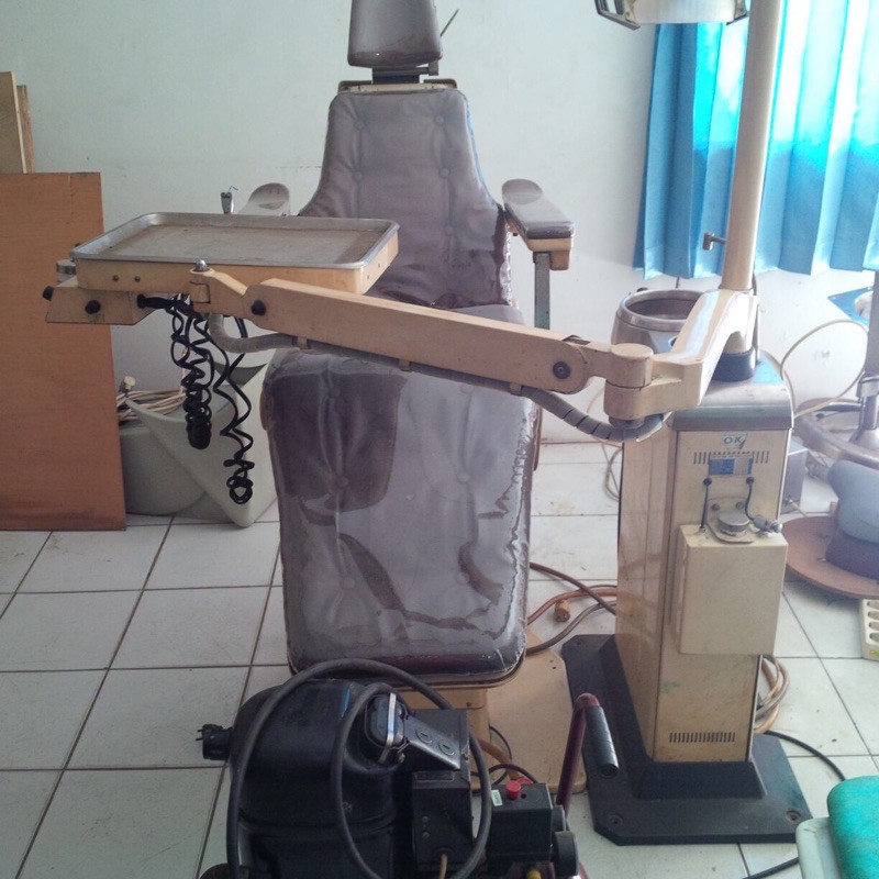 Dental unit / kursi gigi Merk Victor - Taiwan Unit only