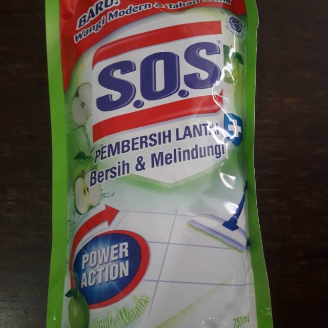 SOS pembersih lantai 750ml