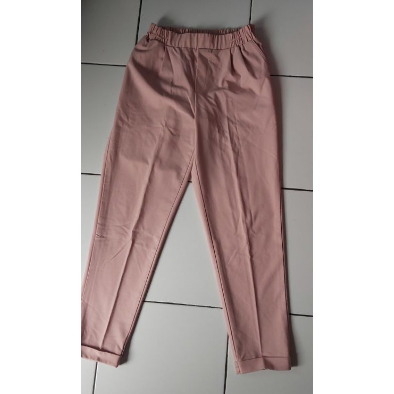 PRELOVED celana bahan pinggang karet / bershka