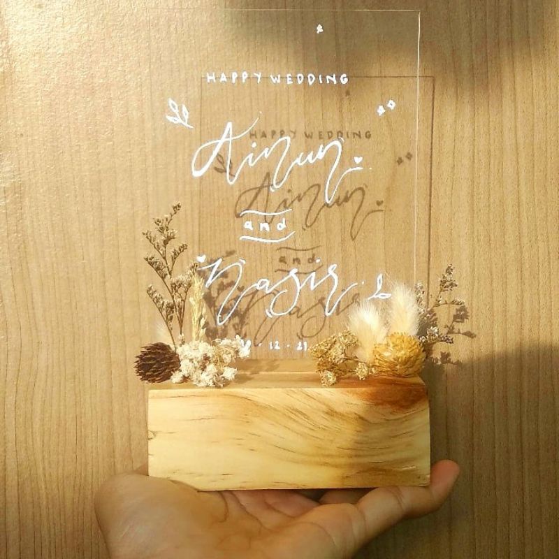 

Stand Akrilik. Kado/Hadiah/Gift Akrilik Lettering Rustic Aesthetic. Kado Graduation Birthday Wedding.