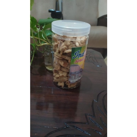 

jamur crispy kemasan toples 200 gr