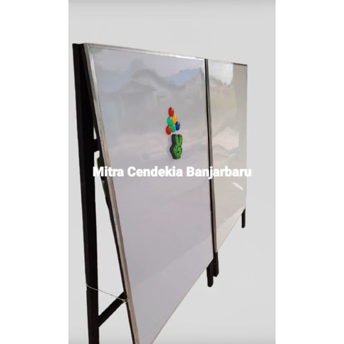 

Papan Tulis White board Kaki Lipat Magnet 60cm x 80cm