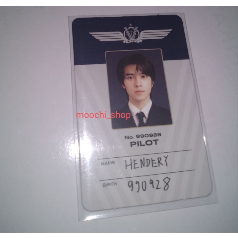 BOOKED [READY OFFICIAL] Pilot Card Hendery Season's Greetings 2022 WayV