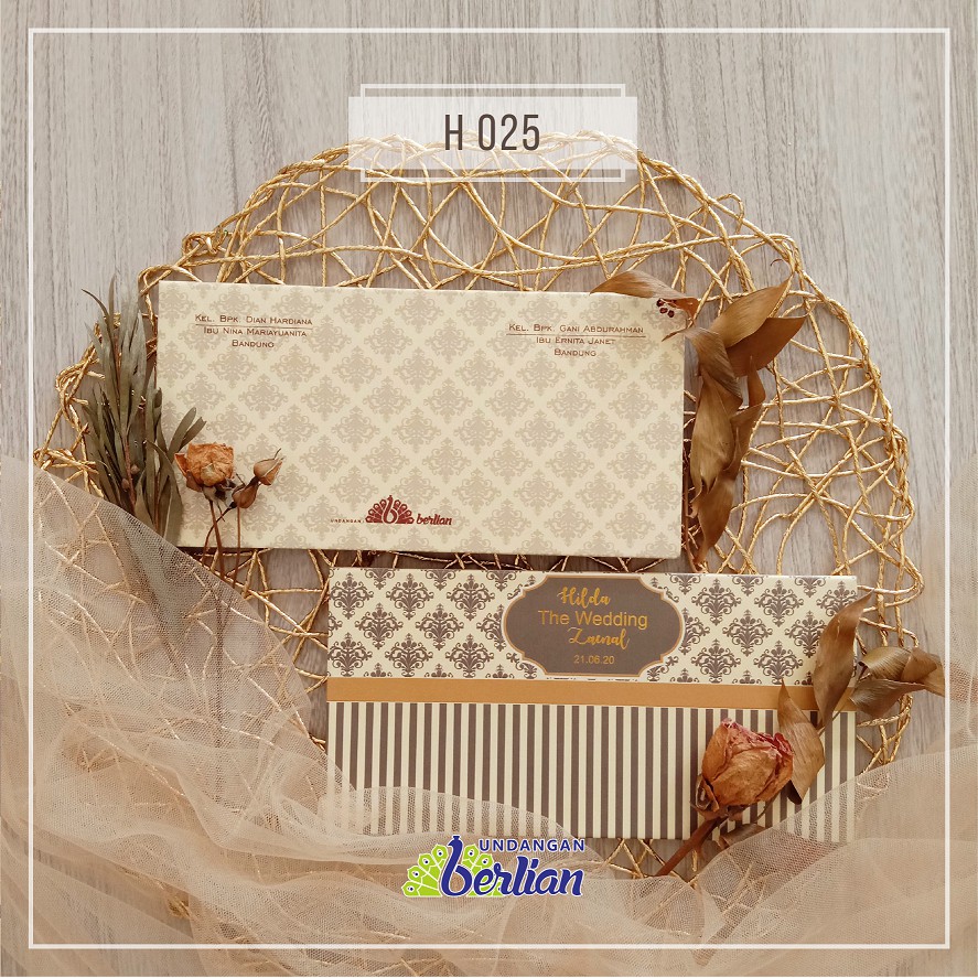 Undangan Pernikahan / Blangko Undangan Pernikahan Murah H 025 Hard Cover Embos