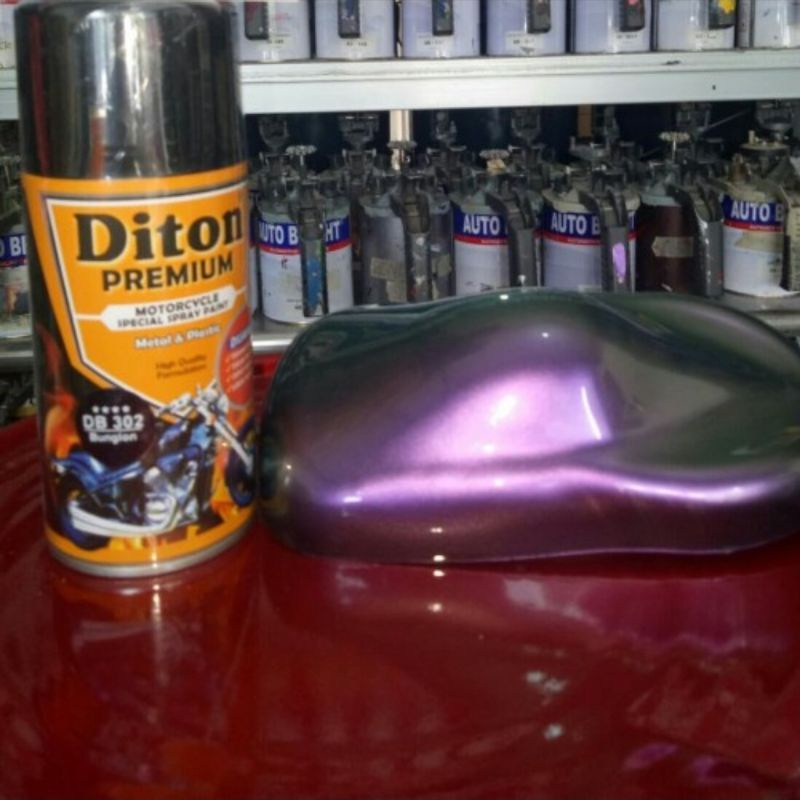 DITON PREMIUM CAT SEMPROT TAHAN BENSIN 300CC BUNGLON CHAMELEON 3D PAINT DB302****