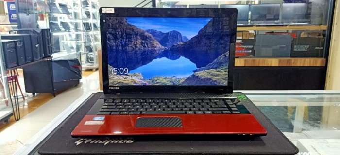 Laptop Seken Toshiba Core i3 Ram 4 gb 4gb 500gb 500 gb Murah