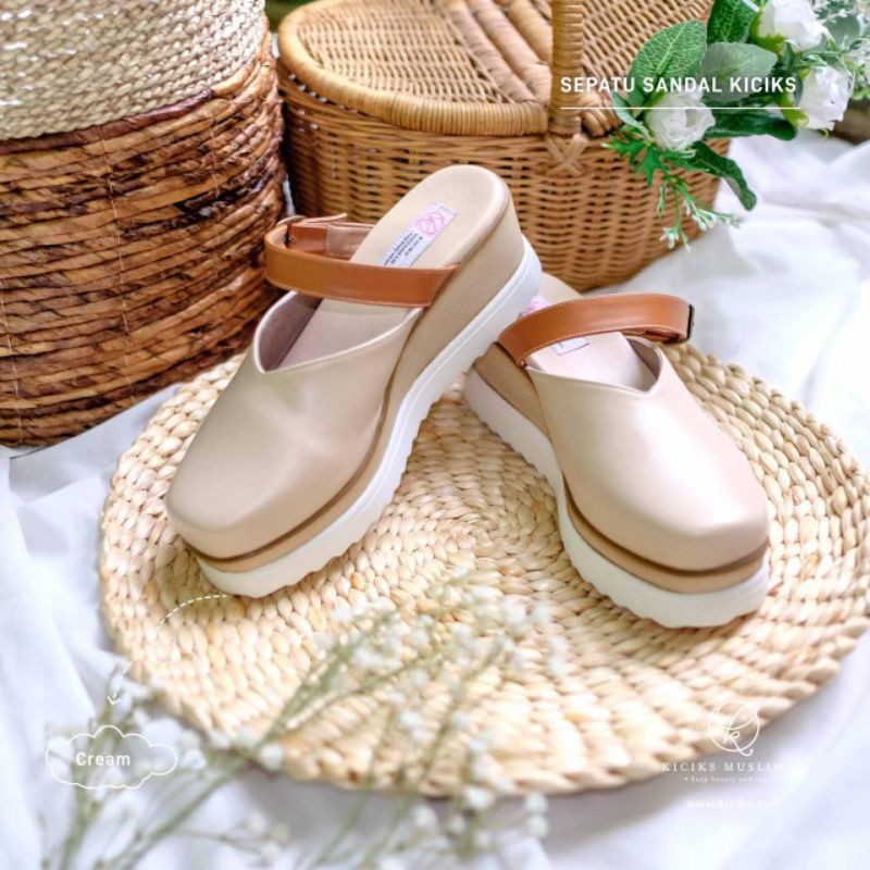 Sepatu Sandal Stella Kiciks Muslimah