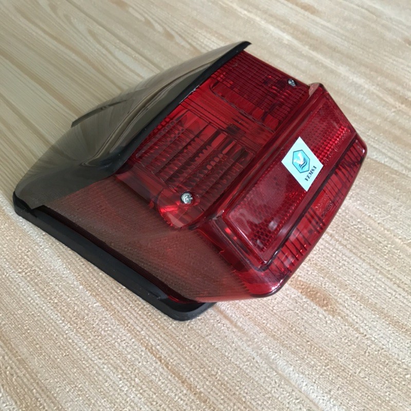 stoplamp lampu belakang vespa super sprint import vemsa taiwan