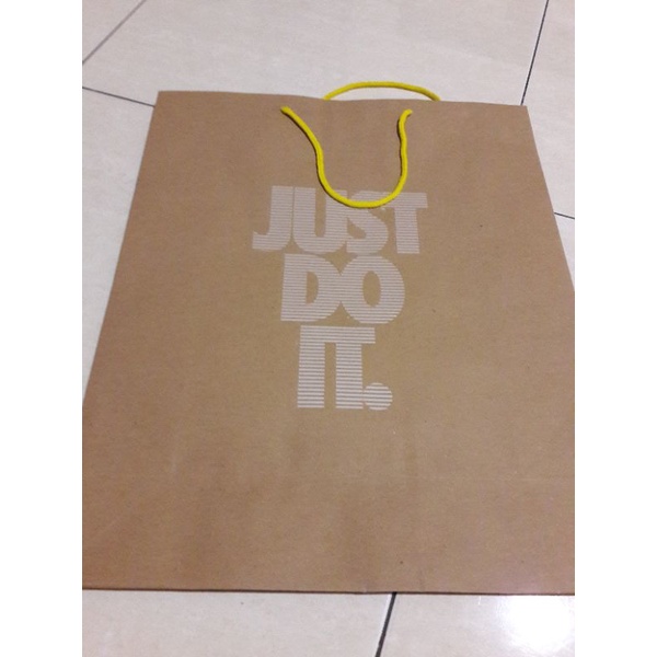 

Paper bag Nike original