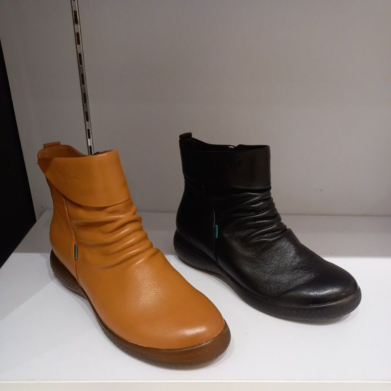 sepatu boots kickers wanita 3772