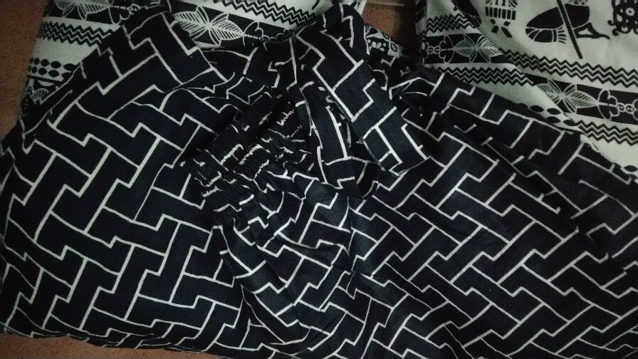 Celana Kulot Motif Batik Kekinian