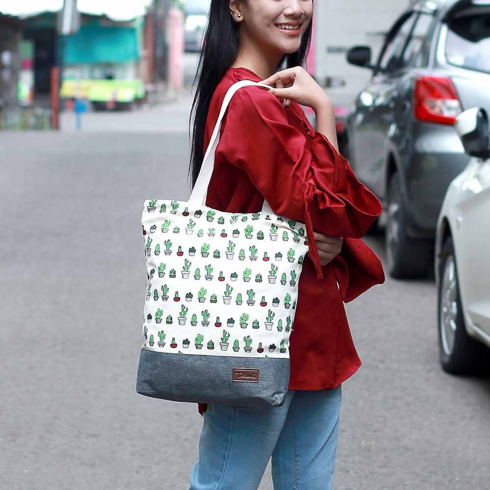 Tas Totebag Cewe Wanita Selempang Brand Totemi Motif Lokal Premium TTM 106