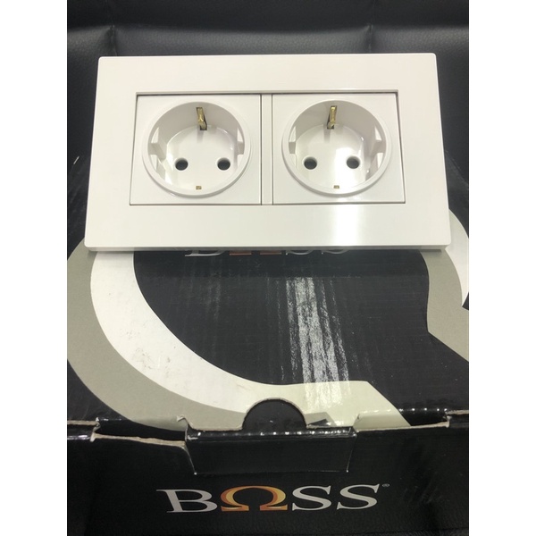Jual Stop kontak + stop kontak twin gang / 2 gang boss BT10426/16S ...