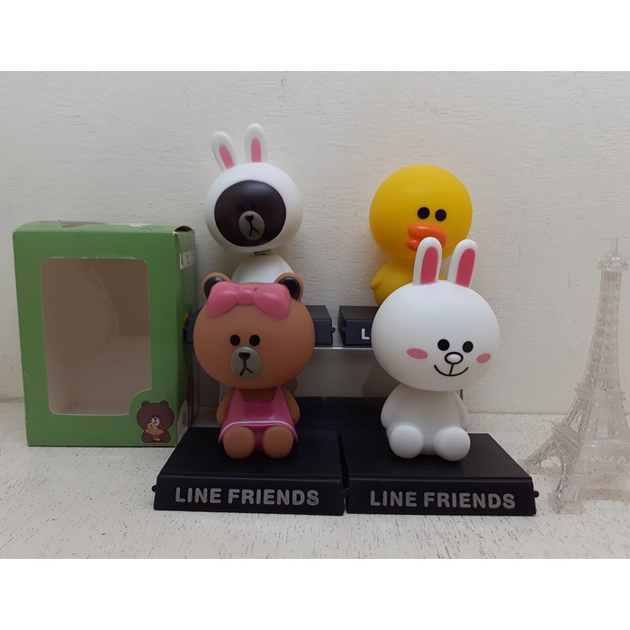 Pajangan Dashboard Mobil Line friends