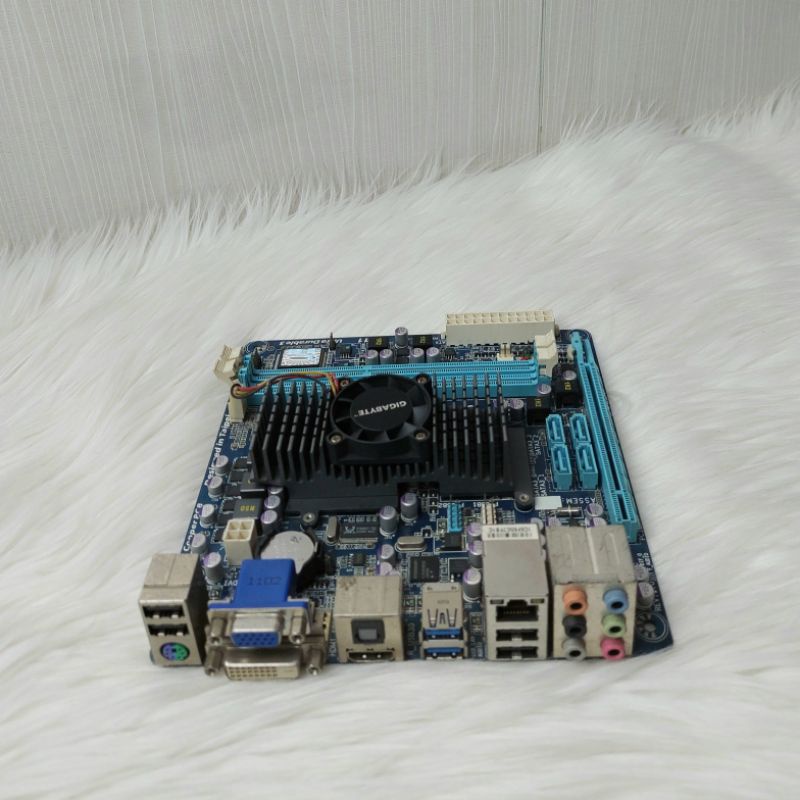 Paket Motherboard Gigabyte GA-E350N-USB3 + Processor AMD E-350 Dual-Core, 8GB DDR3, Mini-ITX+Ram 2gb