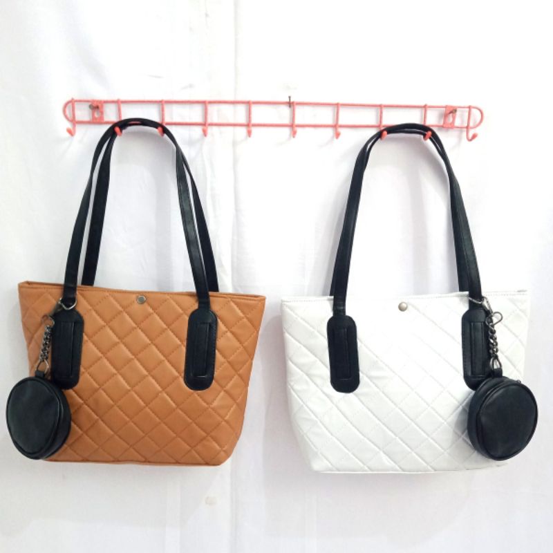 KATTE - LAURENTS Tas Selempang Wanita Tali Rantai Style Korea