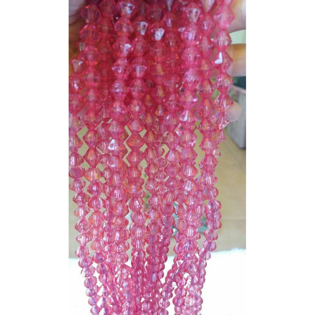 

Unik Manik Manik Akrilik Kerucut 8 mm Fanta ( 1 renteng ) ( DAS )