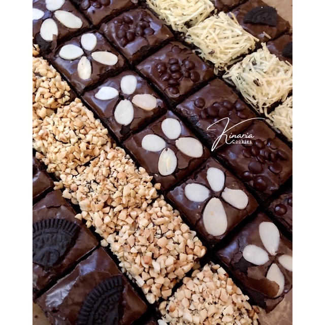 

Fudgy Brownies size L