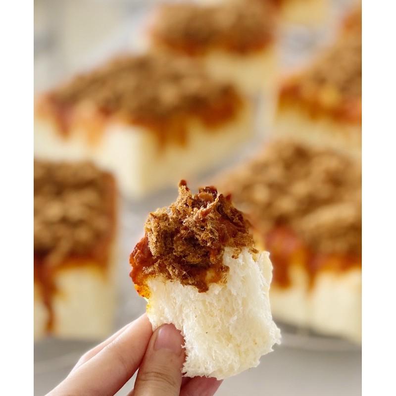 

MadMILK Lava Floss (Roti sobek Jepang/Milk buns) / Roti Abon Pedas Ori dan Paling Laris