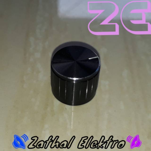 Knop Amplifier Sedang Berkualitas