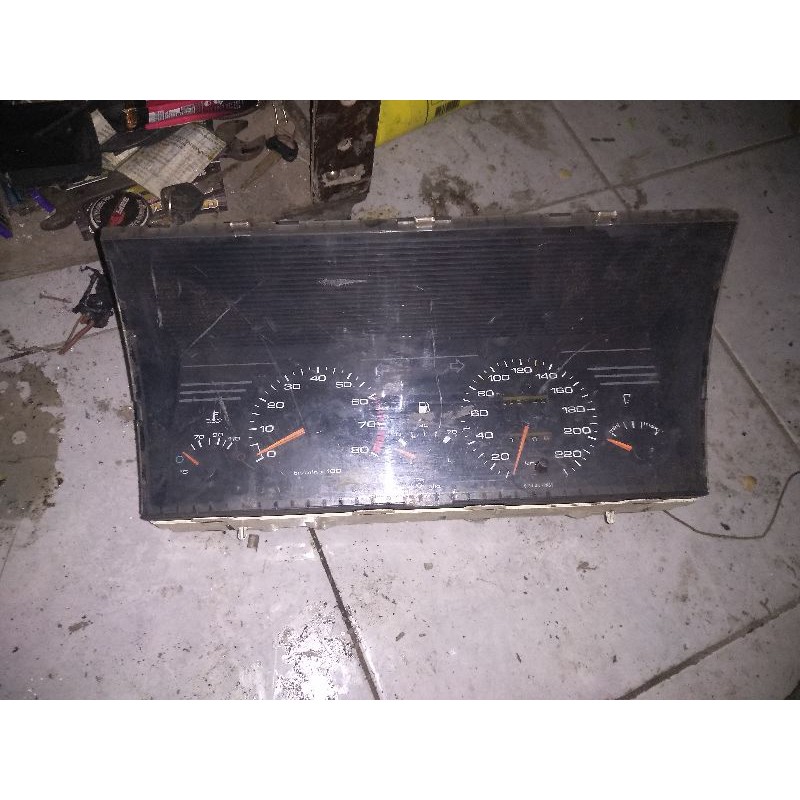 spidometer speedometer Peugeot 405 sr