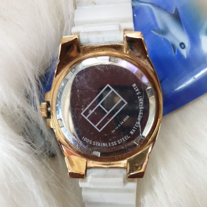 JAM TOMMY HILFIGER PRELOVED