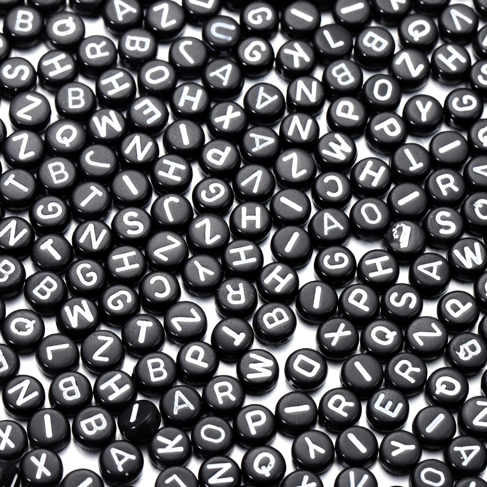 100Pcs Manik-manik huruf hitam bulat 7mm A-Z Manik manik Akrilik