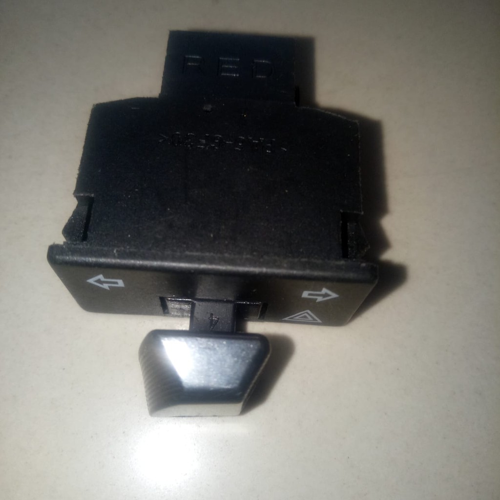 Saklar on / off hazard 34mm Vario 110, Spacy karbu, Scoopy, Beat FI