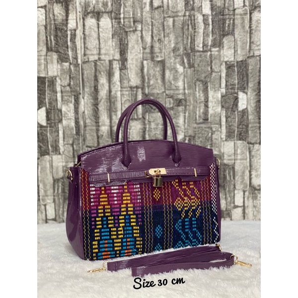 TAS ETNIK ULOS BATAK TARUTUNG TIKAR BONGGIT SONGKET TENUN UNGU 30”
