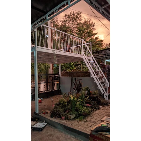 Kanopi Balkon plat bordes Deck Besi Mezzanine Outdoor