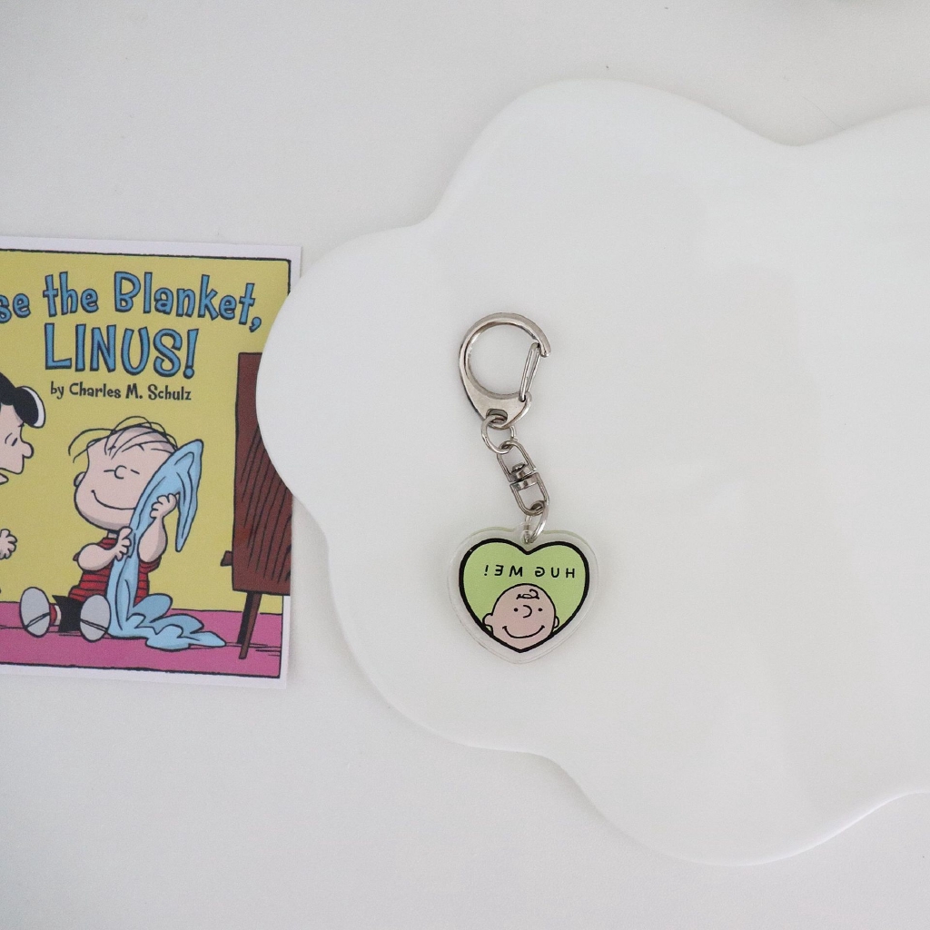 Korea Selatan ins angin lucu kartun Charlie puppy keychain lucu Lucy liontin mobil liontin akrilik