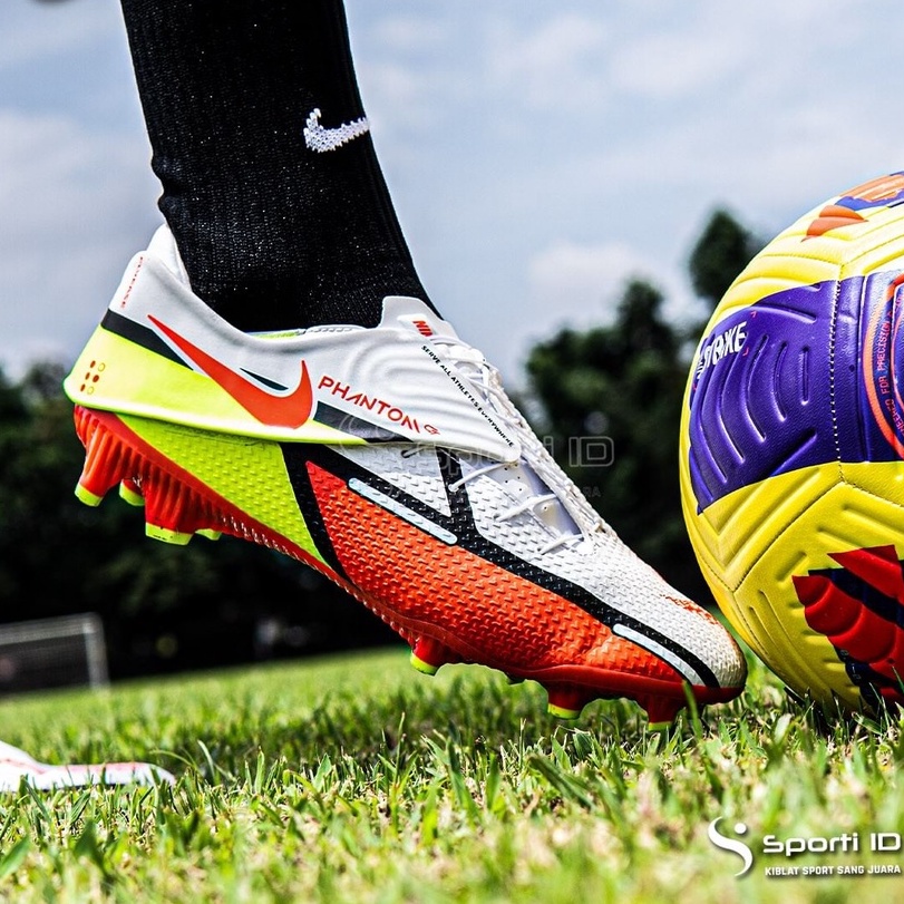 Sepatu Bola Nike Phantom GT2 Academy Flyease FG - White Crimson DH9638-167 Original