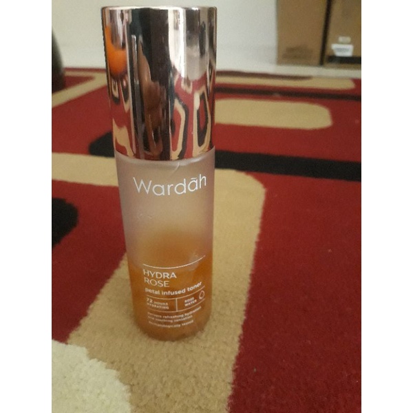 PRELOVED BUNDLING WARDAH HYDRA ROSE PETAL INFUSED TONER + FACIAL WASH WARDAH HYDRA ROSE