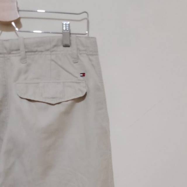 Celana Panjang Chino Tommy Hilfiger