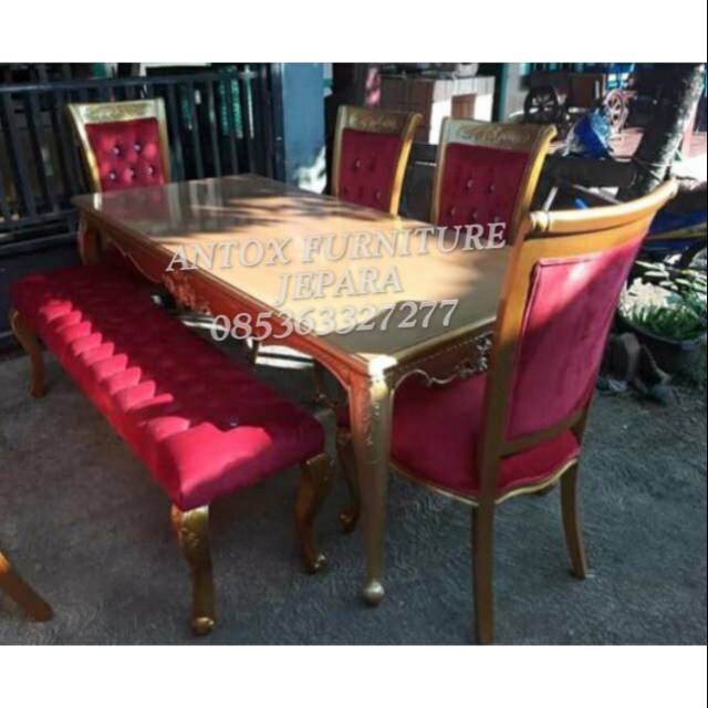Meja makan mewah ukiran mebel Jepara
