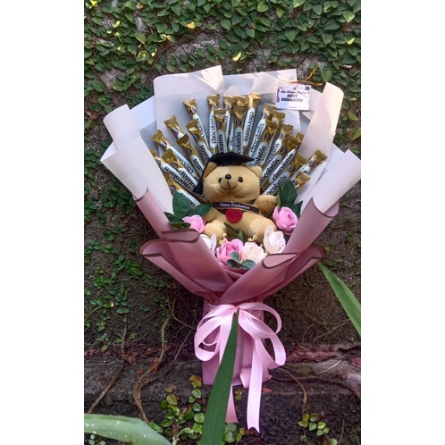

Buket wisuda Bonrka dan snack