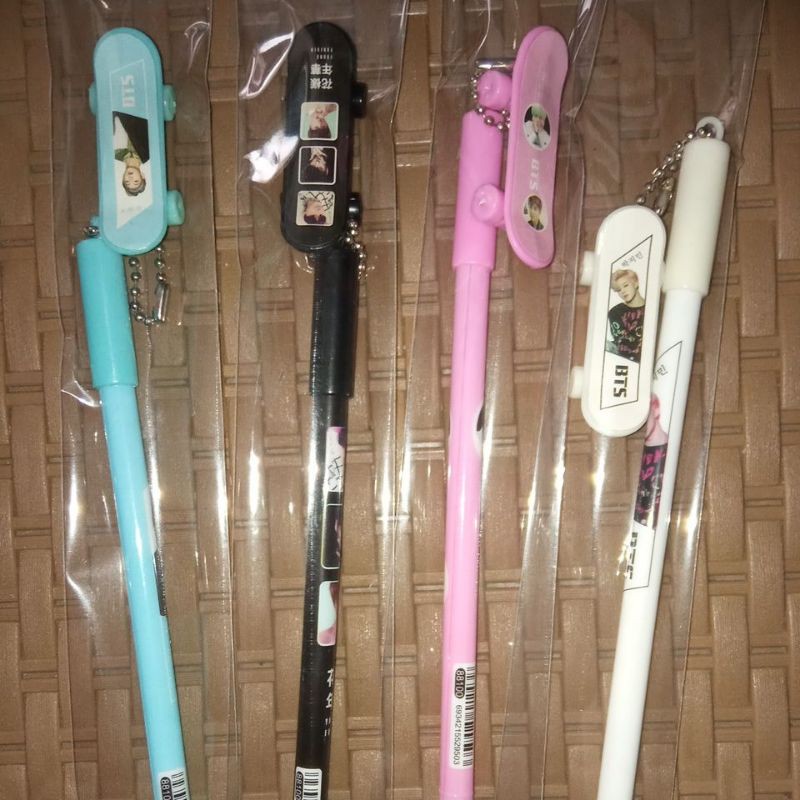 

Pulpen gantungan