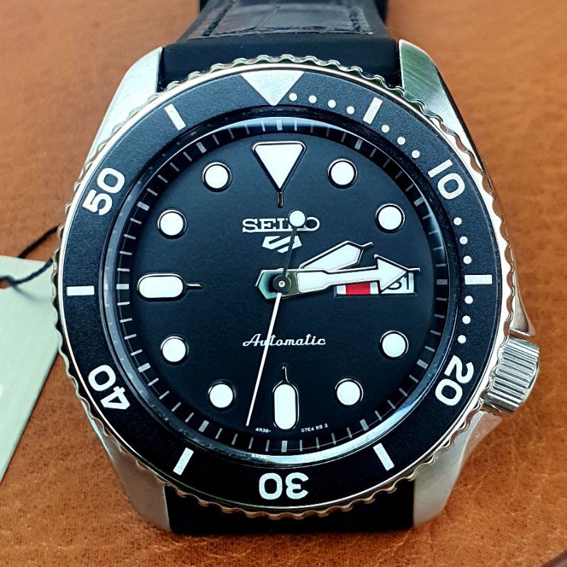 Seiko 5 Sports SRPD55K2 / SRPD55 Automatic Black Dial