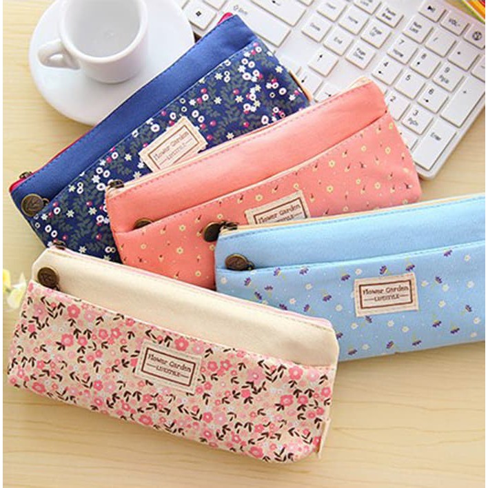 

Tempat Pensil Flower Garden -ats