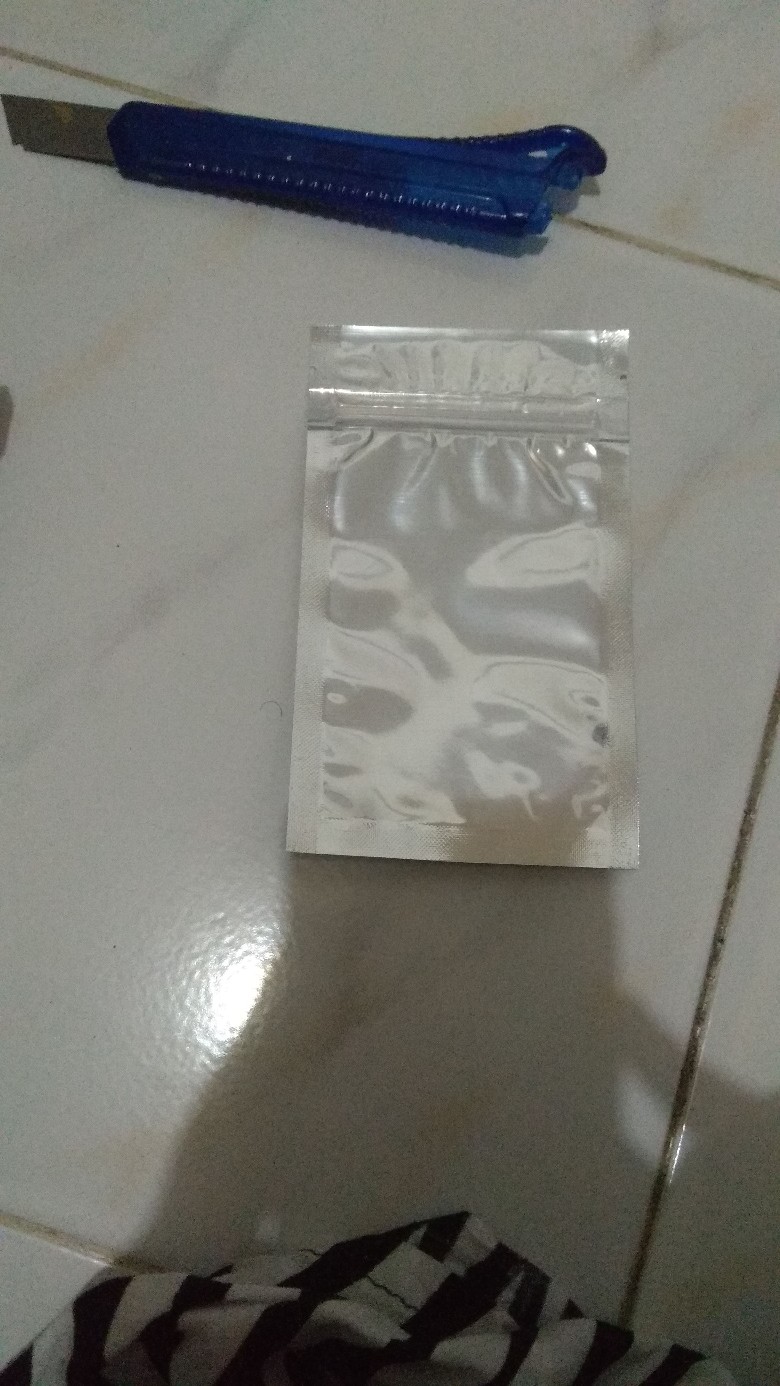 Plastik Klip Metalized Silver 9cm X 15cm Kemasan Plastik Flat Bottom Ziplock [isi 10pcs ]
