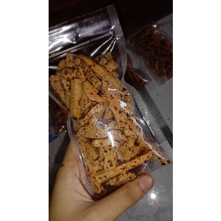 

Basreng pedas daun jeruk 100grm
